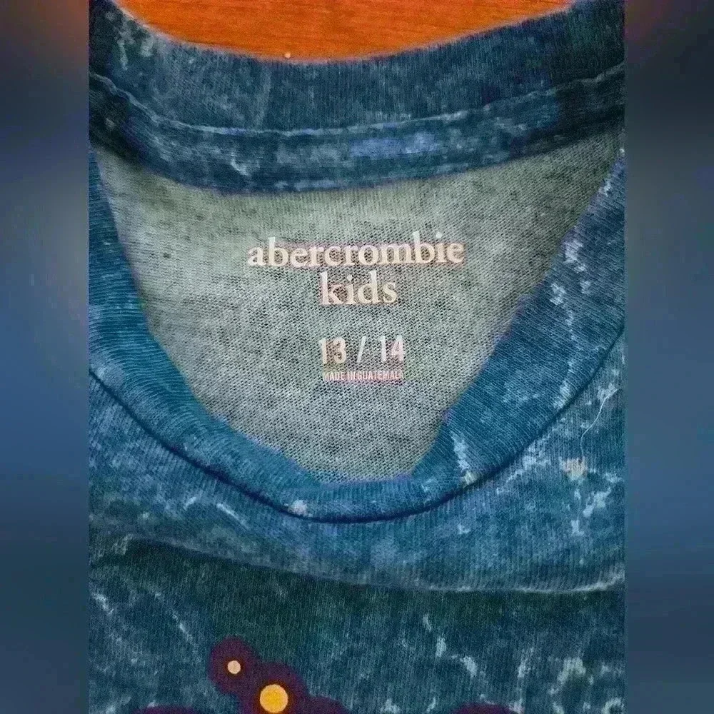 Abercrombie Kids Tie Dye Short Sleeved 7/11 Slurpee Shirt - Picture 4 of 4